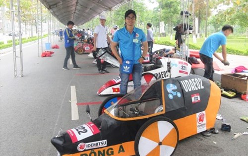 Sinh viên ĐH Đông Á xuất sắc nhận giải thưởng "Sinh viên NCKH" 2018 của VIFOTEC