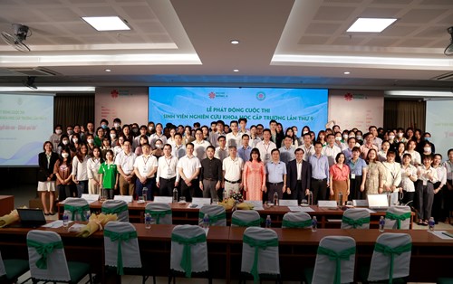 LỄ PHÁT ĐỘNG VÒNG CHUNG KẾT CUỘC THI SINH VIÊN NGHIÊN CỨU KHOA HỌC CẤP TRƯỜNG LẦN THỨ 9 