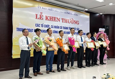 Đại học Đông Á có tác giả bài báo khoa học xuất sắc được TP Đà Nẵng tặng bằng khen trong hoạt động KH&CN